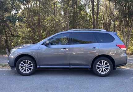 2015 NISSAN PATHFINDER ST (4x2) CONTINUOUS VARIABLE 4D WAGON Mudgeeraba Gold Coast South Preview