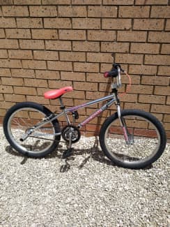 Mongoose BMX Bike 99 Model Bicycle Very Good Condition Kid s