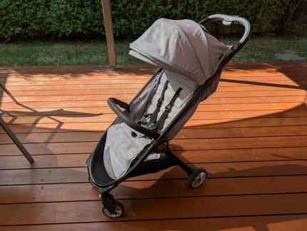 Gumtree baby jogger best sale