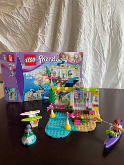 Lego friends discount mia surf shop