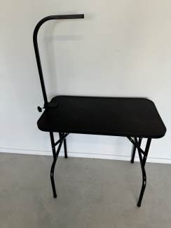 Gumtree dog grooming table hotsell