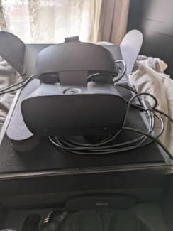 Oculus Rift S PCVR Headset Kiwi Grips and leather face plate