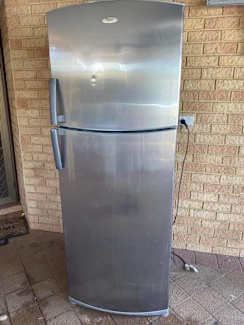 whirlpool stainless steel fridge freezer