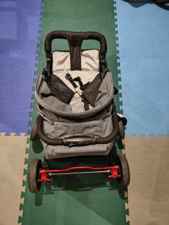 Baby prams 2024 for sale gumtree