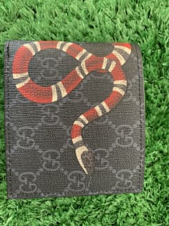 Authentic men's Gucci snake wallet