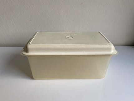 Vintage Tupperware Bread Keeper Bread Box Storage Container