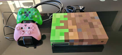  Xbox Wireless Controller/ PC Computer - Minecraft Creeper Green  Special Limited Edition : Video Games