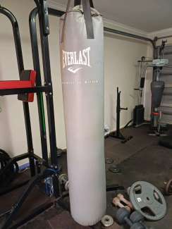 Everlast Boxing Universal Heavy Bag Hanger