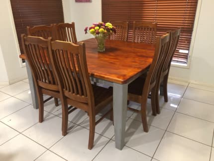 gumtree square dining table