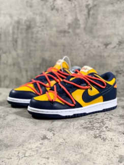 Nike Mens Dunk Low CT0856 700 Off-White  