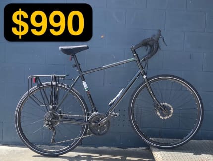 Fuji touring disc road best sale bike 2019