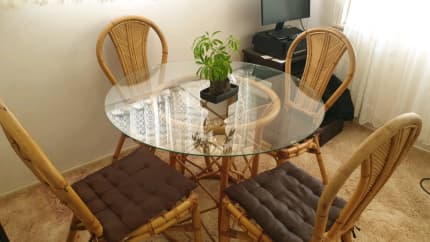 second hand table and 4 chairs