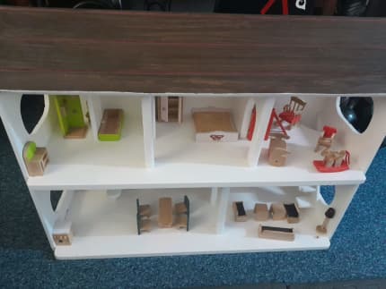 Dinosaur dollhouse cheap