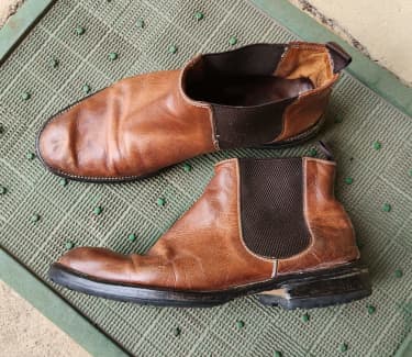 Byron best sale chelsea boot