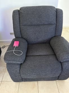 Electric recliner best sale chair gumtree