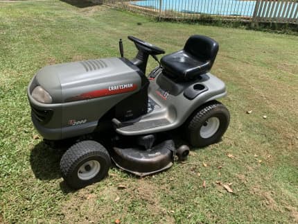 Pending pick up Craftsman LT2000 Ride on Mower Lawn Mowers