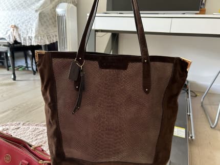 Coach reversible large market tote in suede and crossgrain leather hot sale