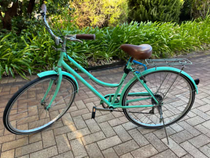 Womens 70cm holland cheap vintage cruiser bike