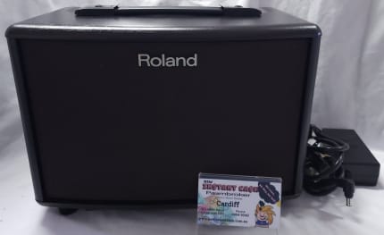 Roland AC-33 Acoustic Chorus Guitar Amplifier (Rosewood Finish