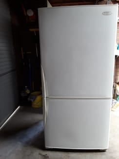 westinghouse aurora fridge