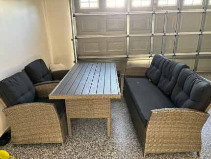 Outdoor lounge dining setting Lounging Relaxing Furniture in Ormiston QLD Gumtree Australia