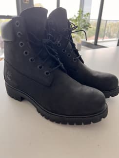 Black timberlands clearance size 8