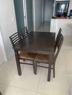 second hand table and 4 chairs