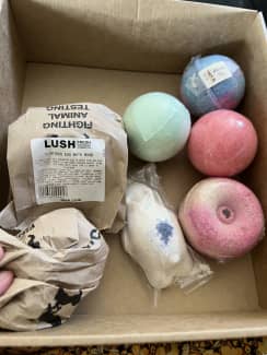 amore bath bombs