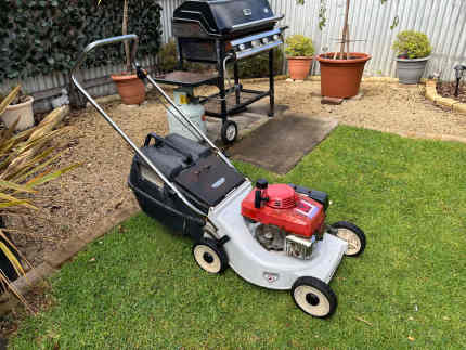 Honda HRU194 Buffalo Lawn Mower serviced Lawn Mowers in Morphett Vale SA Gumtree Australia