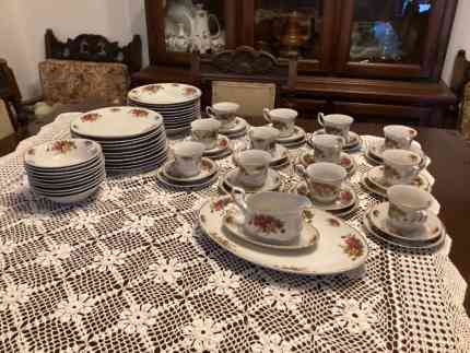 Crown regal dinner set best sale