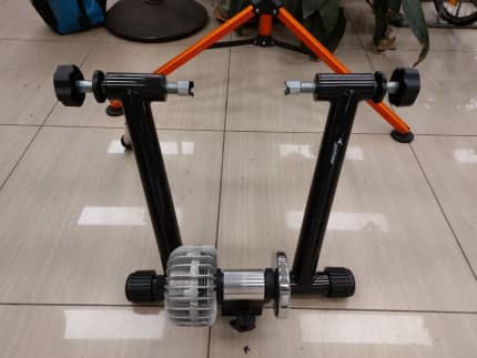 Sportneer fluid bike store trainer