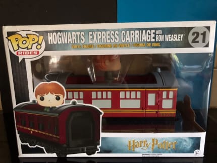 POP! Rides Harry Potter: Hogwarts Express Carriage com Ron Weasley - Funko