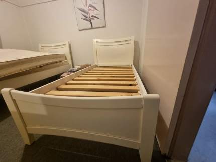 Gumtree on sale bed frames