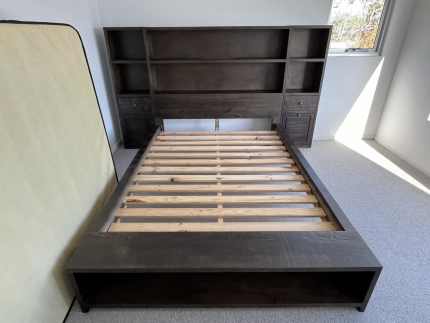 Gumtree queen bed base discount