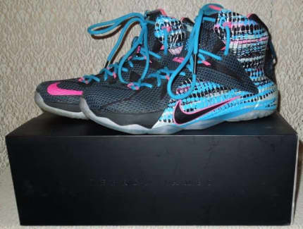 Nike LeBron 12 '23 Chromosomes