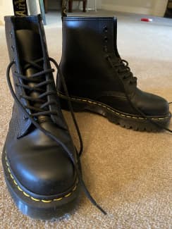 Gumtree hot sale doc martens