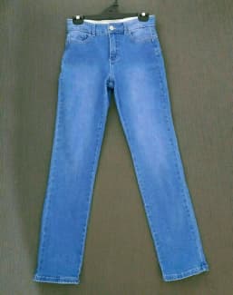  Womens Jeans Size 8