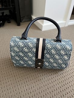 guess denim shoulder bag