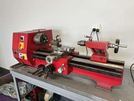 AL 60 SIEG C6 Bench lathe 240v 250x550 Power Tools in Oak Park VIC Gumtree Australia