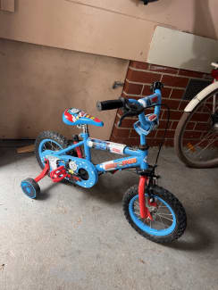 Halfords discount thomas bike