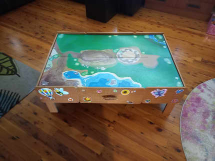 Imaginarium train best sale table with drawers