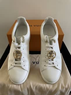 Louis Vuitton White Leather Frontrow Lace Up Sneakers Size 35