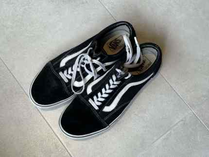 Vans Old Skool Black US 12 Great Condition Men s Shoes in Taringa QLD Gumtree Australia