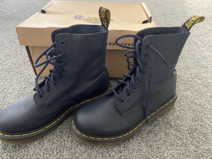 Dr martens ridge best sale