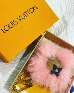 Louis Vuitton boxed Keyring faux fur, Accessories