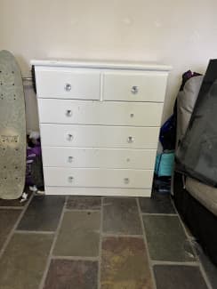 White on sale drawers gumtree