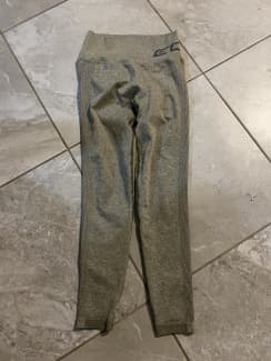 ECHT scrunch back leggings size medium, Pants & Jeans