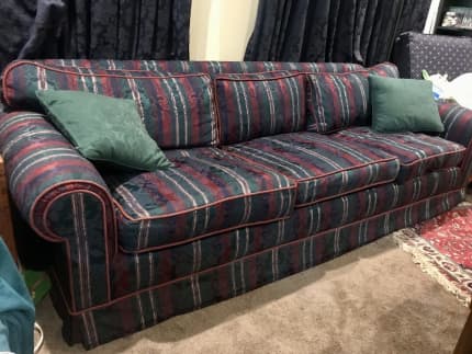 Lounge suite for sale outlet gumtree