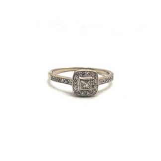 Michael hill store square diamond ring