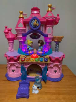 Vtech toot toot princess hot sale castle